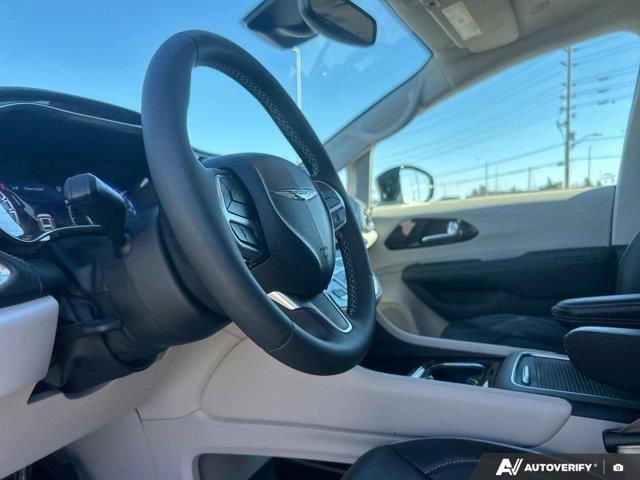 chrysler Pacifica 2024 - 16