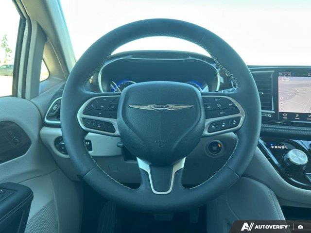 chrysler Pacifica 2024 - 17