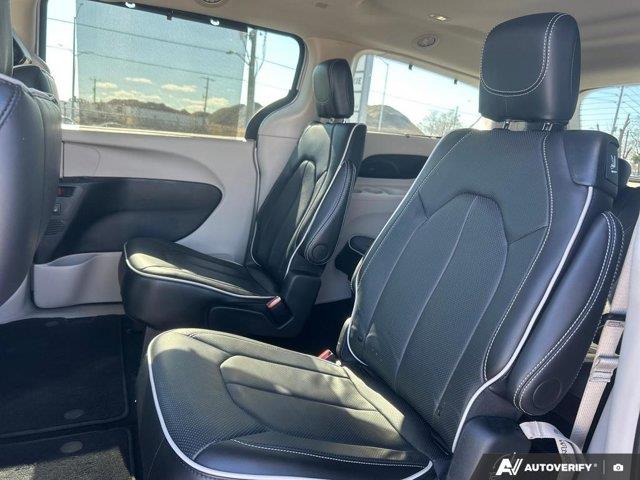 chrysler Pacifica 2024 - 26