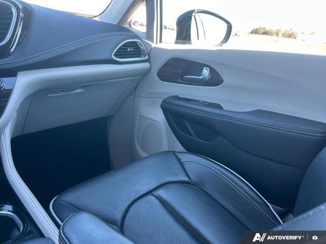 chrysler Pacifica 2024 - 28