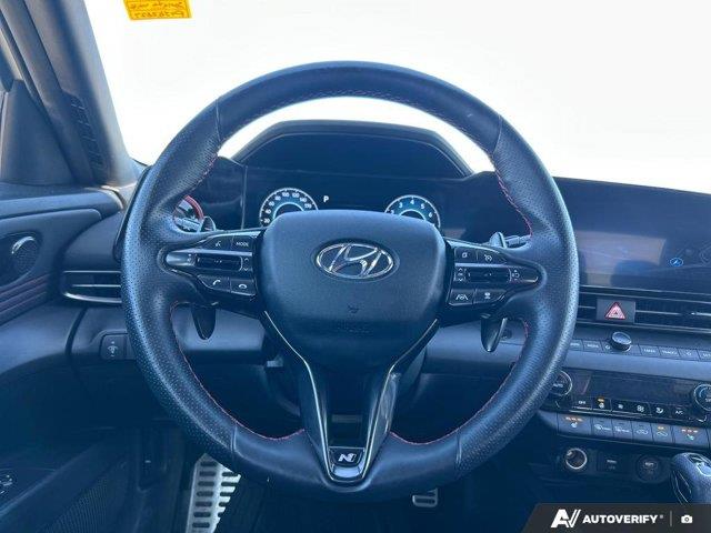 hyundai Elantra 2023 - 17