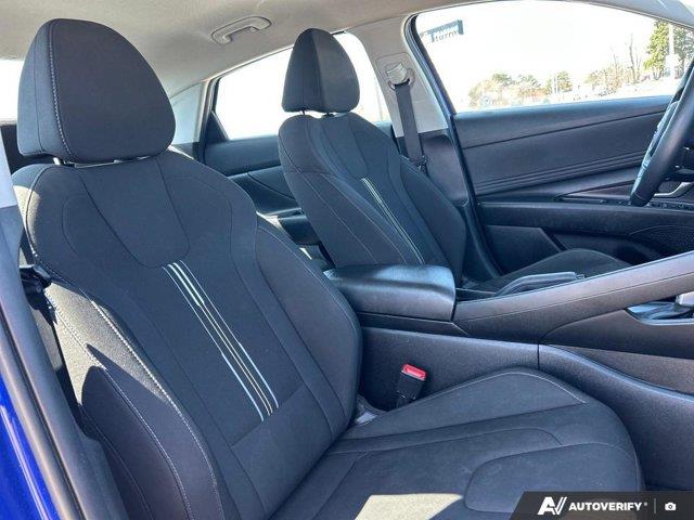 hyundai Elantra 2022 - 25