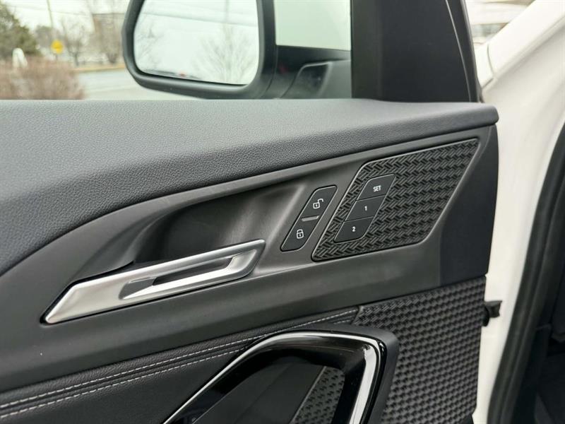 bmw X1 2023 - 13