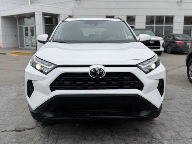 toyota RAV4 2024 - 2