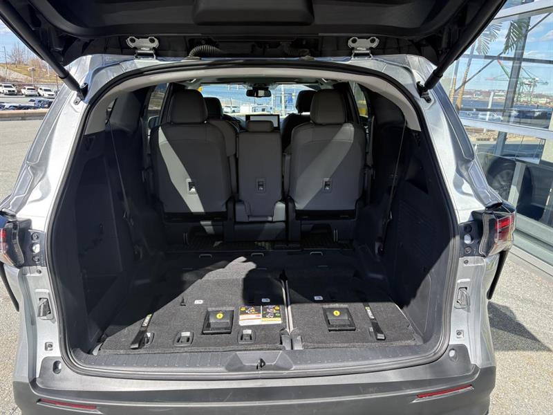 toyota Sienna 2025 - 14