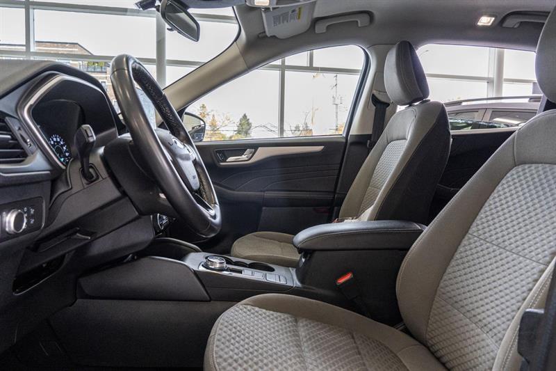 ford Escape 2021 - 8