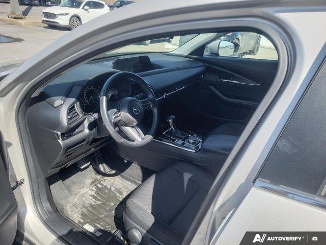 mazda CX-30 2023 - 16