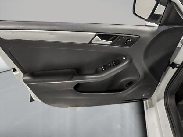 volkswagen Berline Jetta 2017 - 12