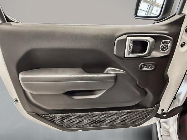 jeep Gladiator 2022 - 11