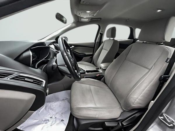 ford Focus 2018 - 11