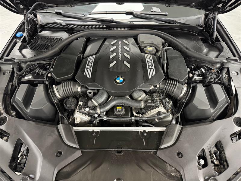 bmw M550 2022 - 12