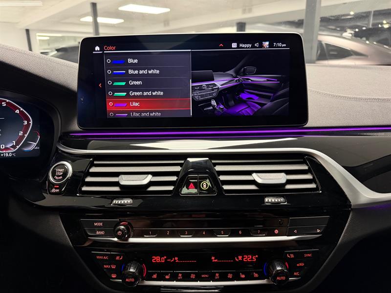 bmw M550 2022 - 27