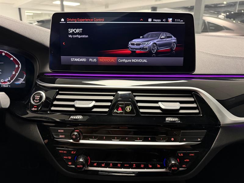 bmw M550 2022 - 28