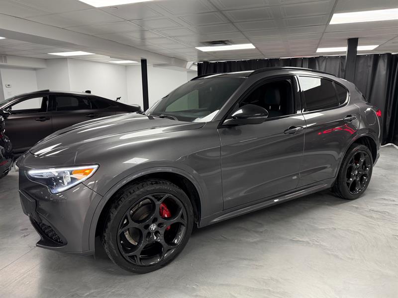 alfa romeo Stelvio 2022