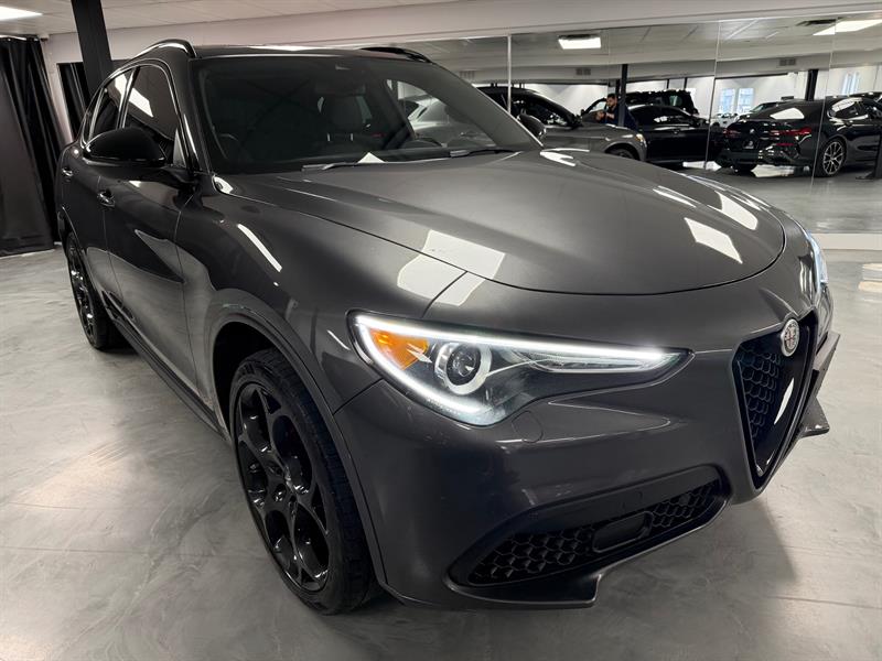 alfa romeo Stelvio 2022 - 8