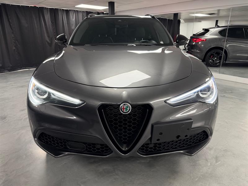 alfa romeo Stelvio 2022 - 9