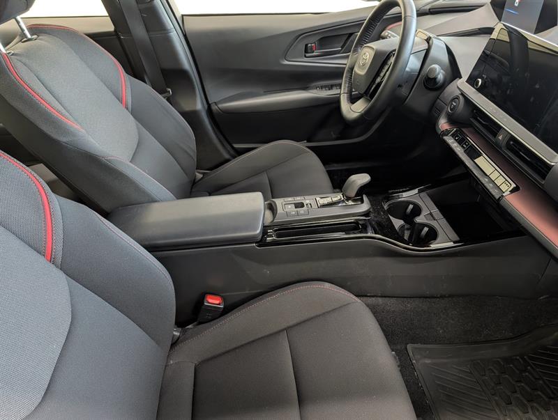 toyota Prius Prime 2024 - 8