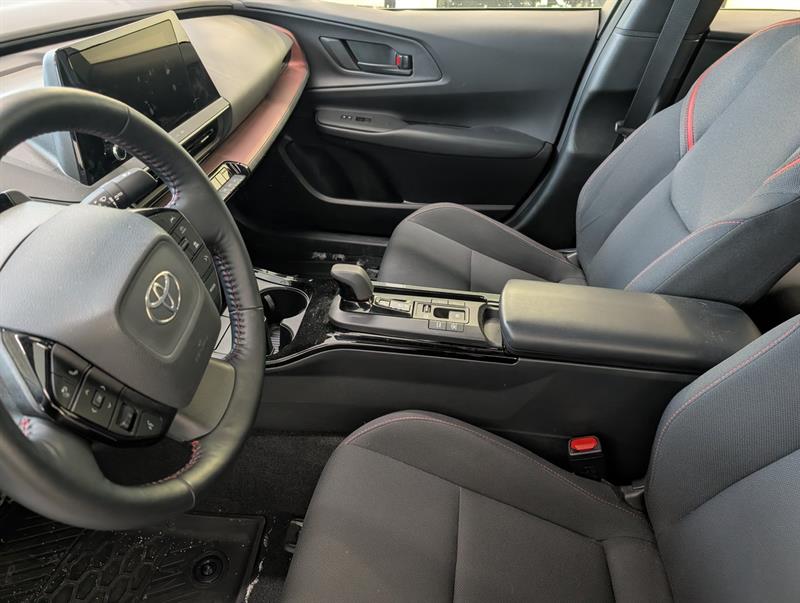 toyota Prius Prime 2024 - 11