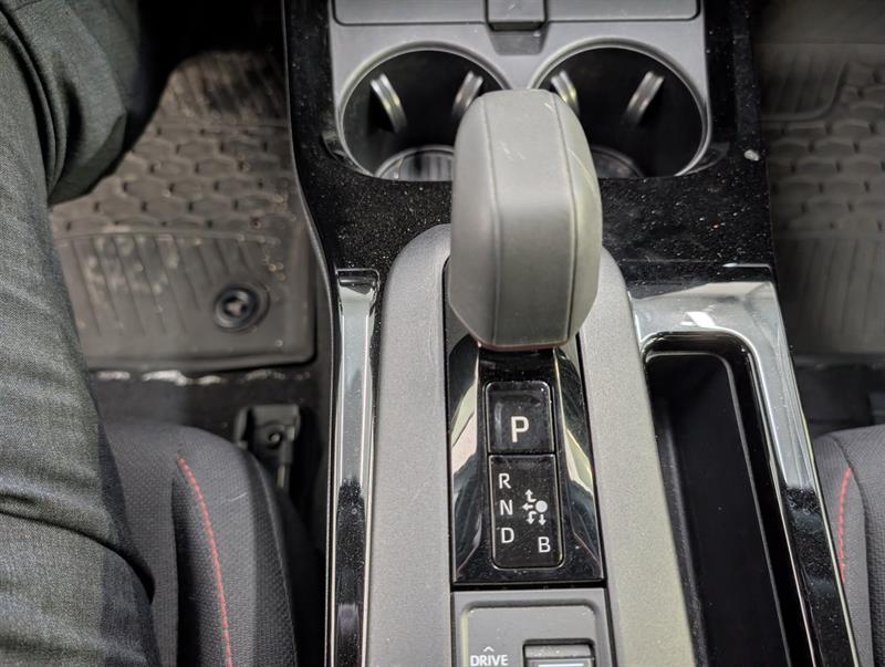 toyota Prius Prime 2024 - 16