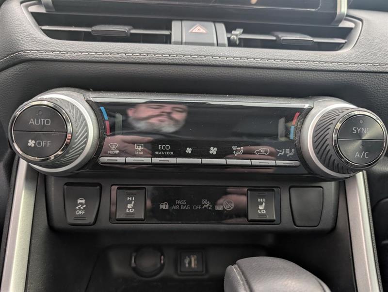 toyota RAV4 Hybrid 2023 - 16