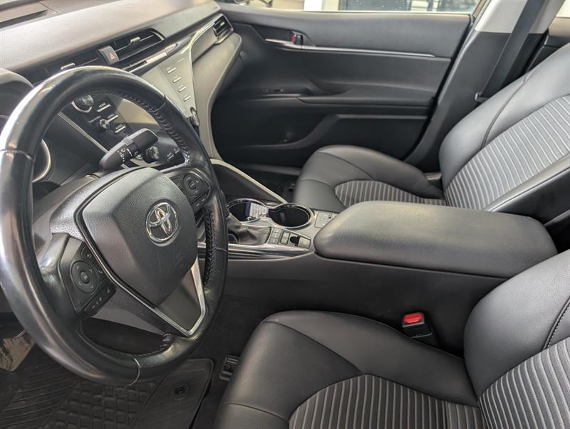 toyota Camry Hybrid 2020 - 10