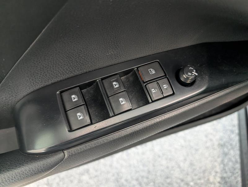 toyota Camry Hybrid 2020 - 13
