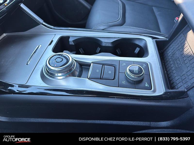 ford Explorer 2022 - 15