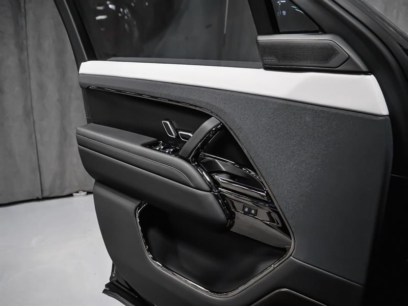 land rover Range Rover Sport 2024 - 27