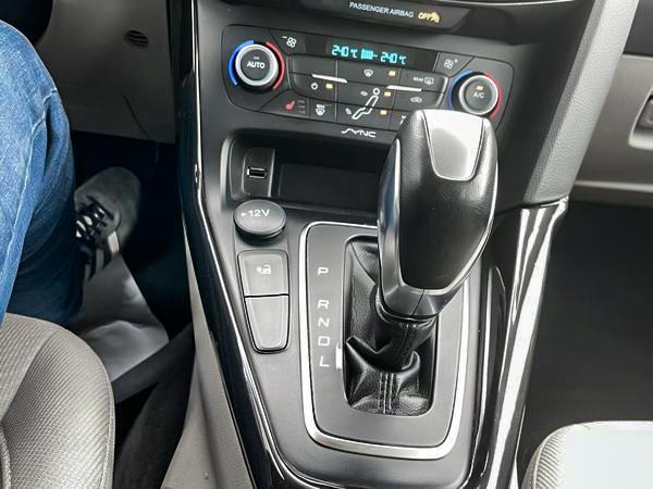 ford Focus 2018 - 20
