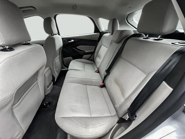 ford Focus 2018 - 22