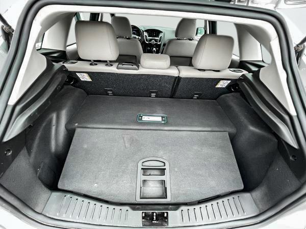 ford Focus 2018 - 24