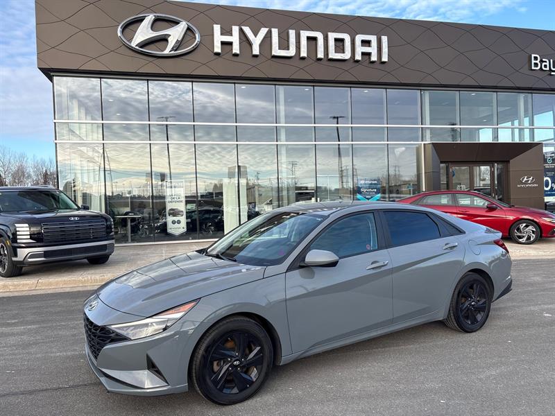 hyundai Elantra 2022