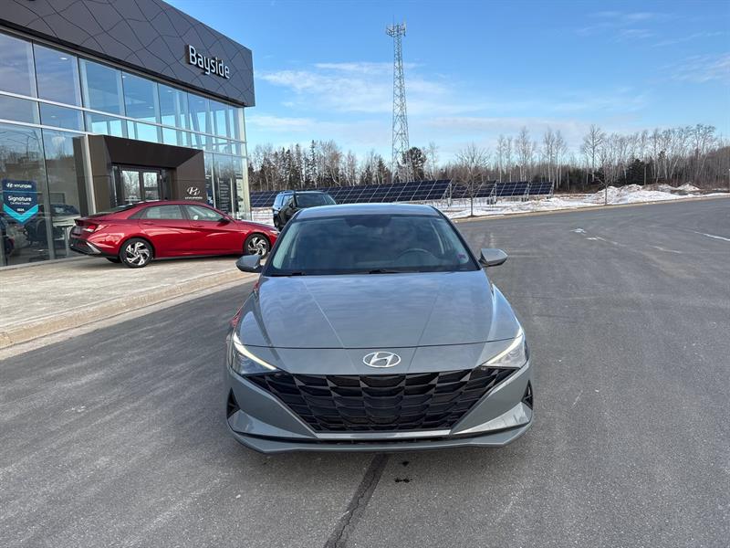 hyundai Elantra 2022 - 2