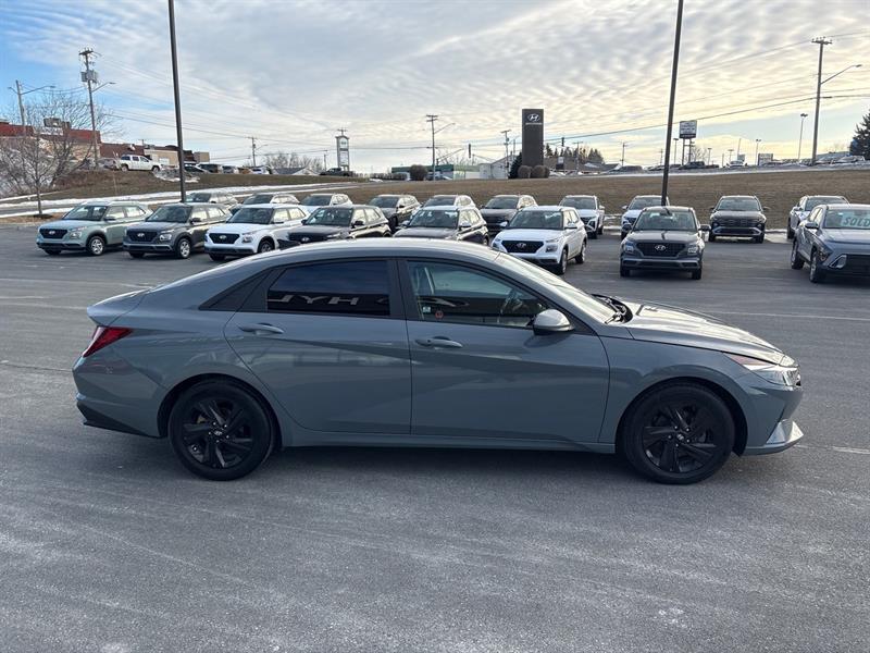 hyundai Elantra 2022 - 4