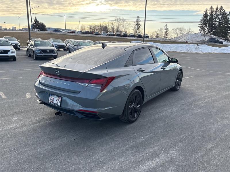 hyundai Elantra 2022 - 5