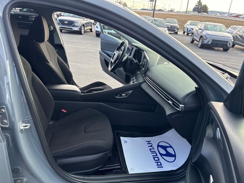 hyundai Elantra 2022 - 9