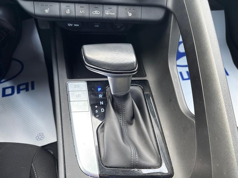 hyundai Elantra 2022 - 24