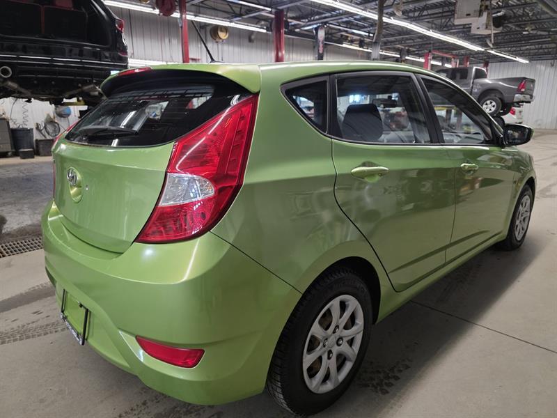 hyundai Accent 2012 - 4