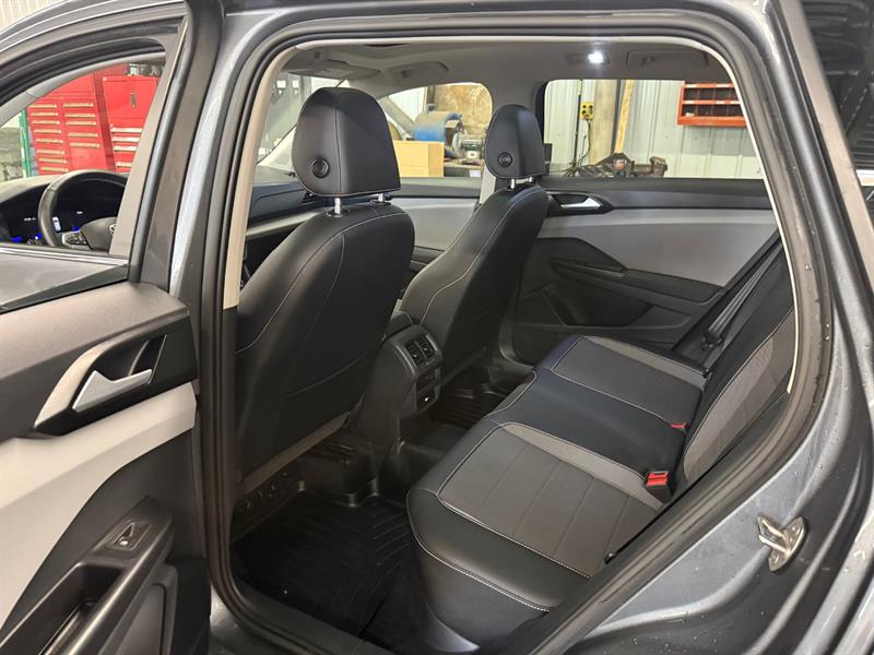 volkswagen Taos 2022 - 37