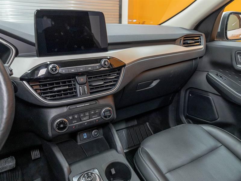 ford Escape 2020 - 18