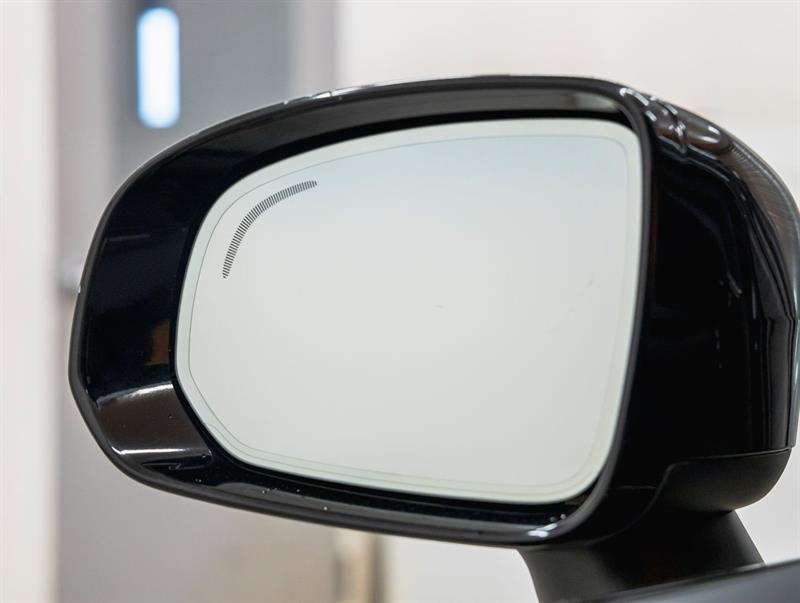 volvo XC60 2020 - 33