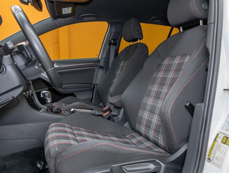 volkswagen Golf GTI 2020 - 10