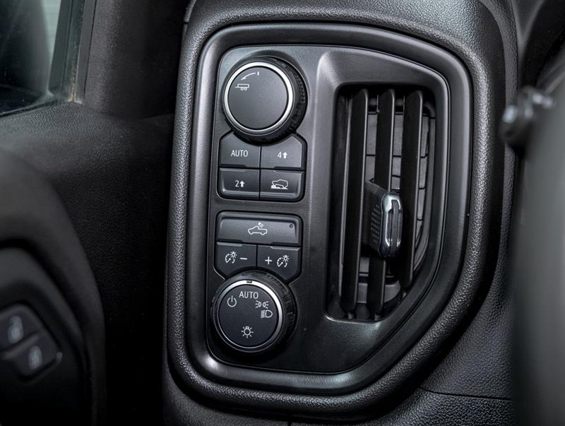 chevrolet Silverado 1500 2024 - 23