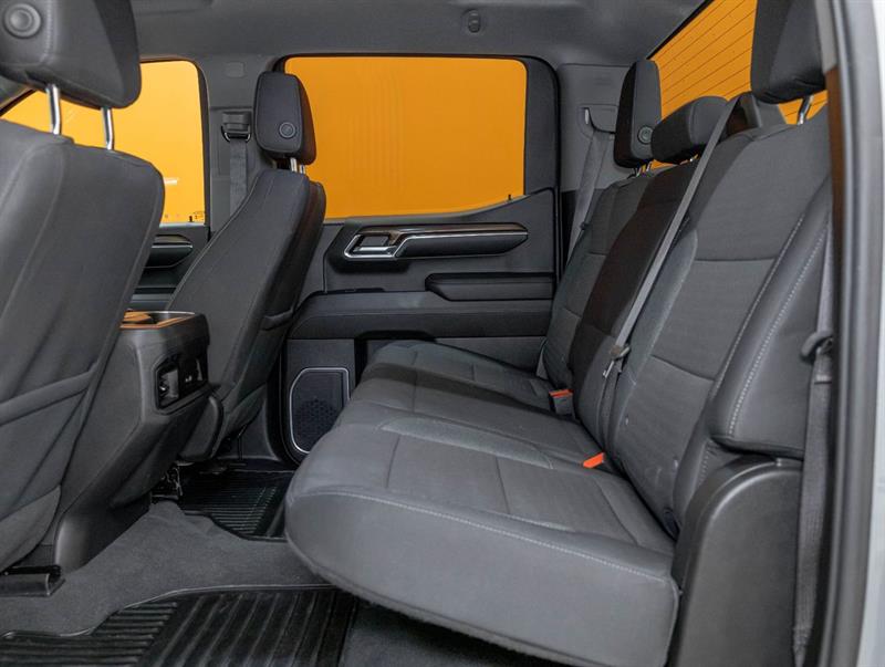 chevrolet Silverado 1500 2024 - 31