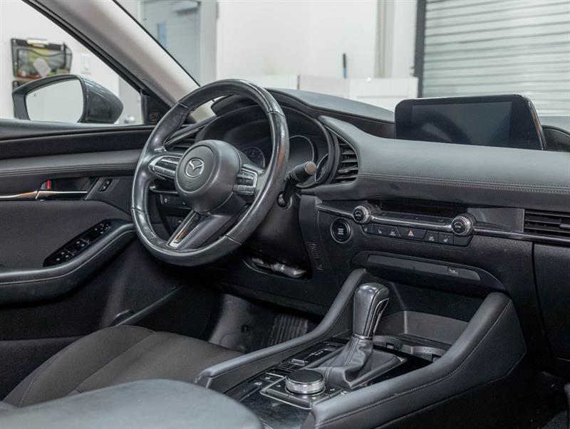 mazda Mazda3 2020 - 25
