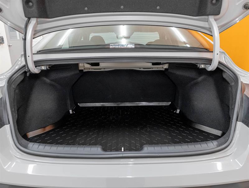 hyundai Elantra 2024 - 26