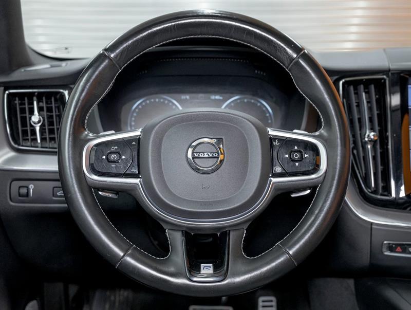 volvo XC60 2020 - 14