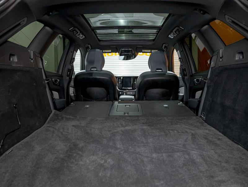 volvo XC60 2020 - 31