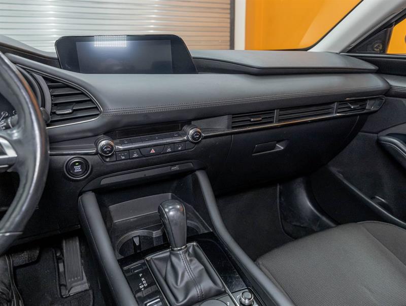mazda Mazda3 2020 - 18