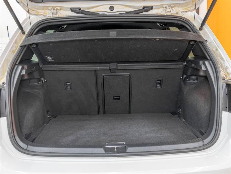 volkswagen Golf GTI 2020 - 27
